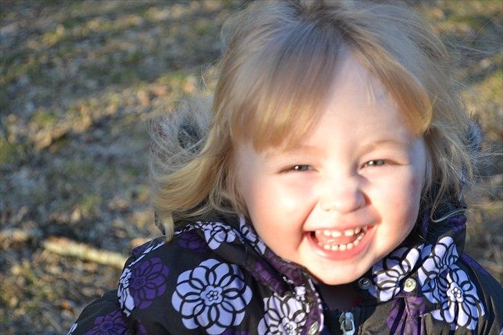 Emma -Min fætters datter:) *NC-foto* billede 11