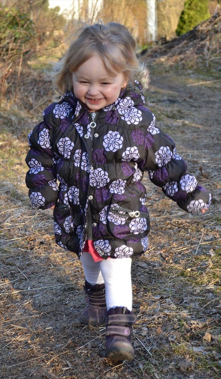 Emma -Min fætters datter:) *NC-foto* billede 12