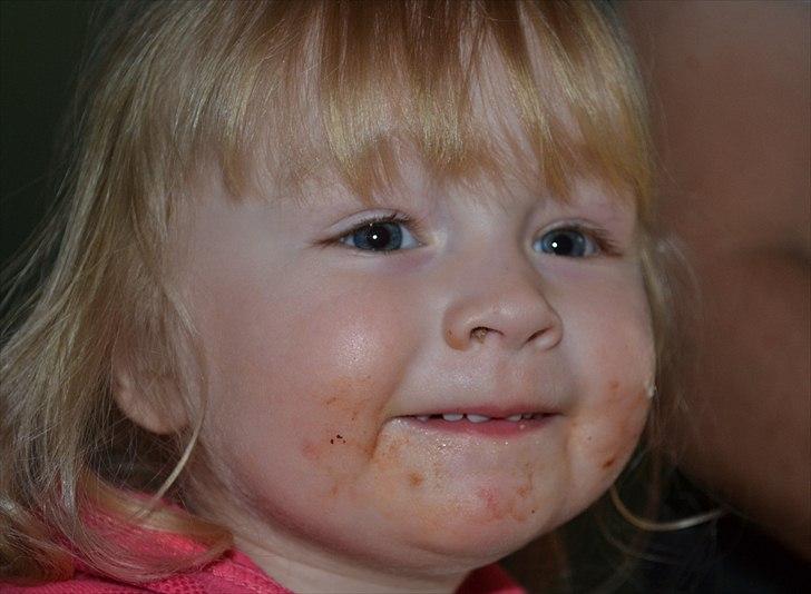 Emma -Min fætters datter:) *NC-foto* billede 15