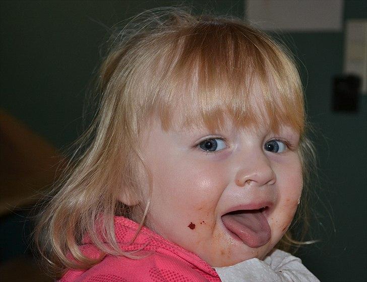 Emma -Min fætters datter:) *NC-foto* billede 18