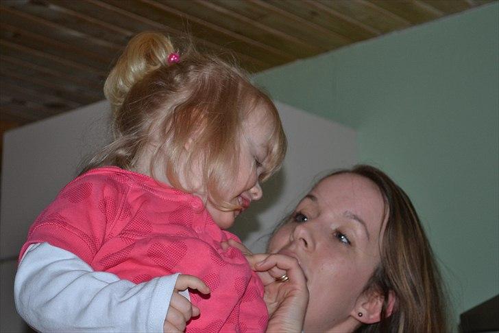 Emma -Min fætters datter:) *NC-foto* billede 22