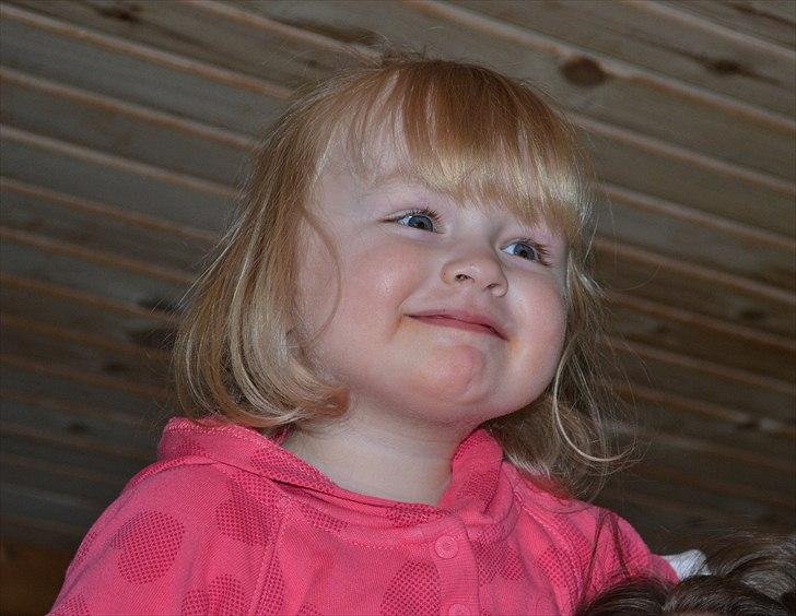 Emma -Min fætters datter:) *NC-foto* billede 23