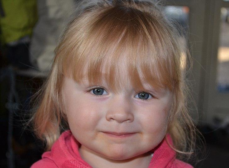 Emma -Min fætters datter:) *NC-foto* billede 26