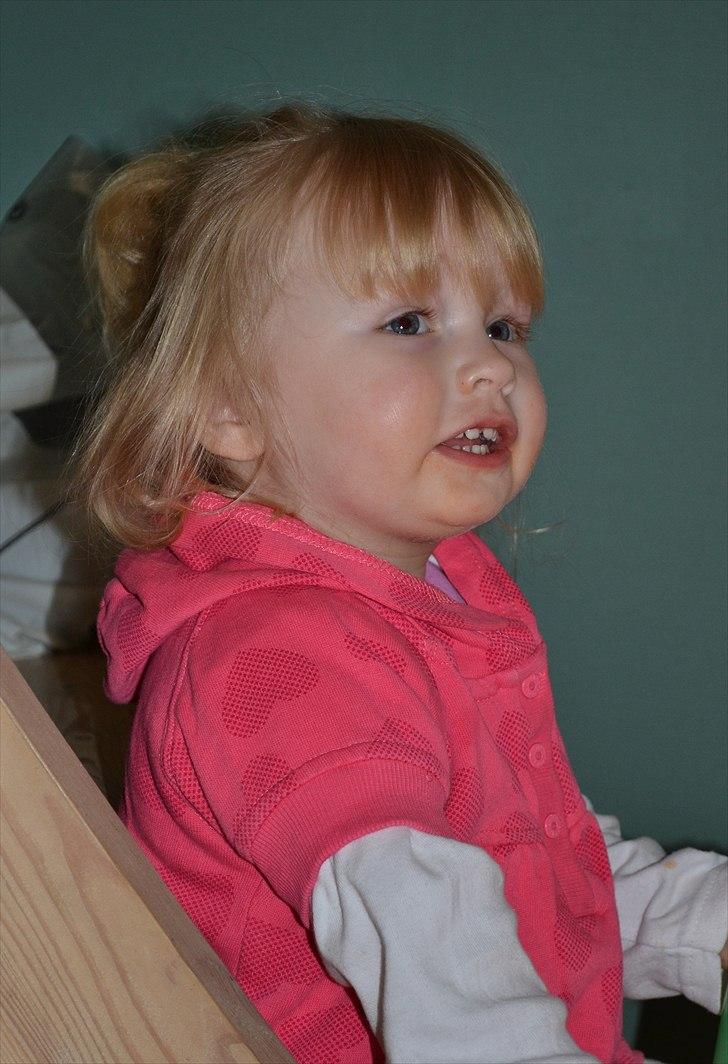 Emma -Min fætters datter:) *NC-foto* billede 31