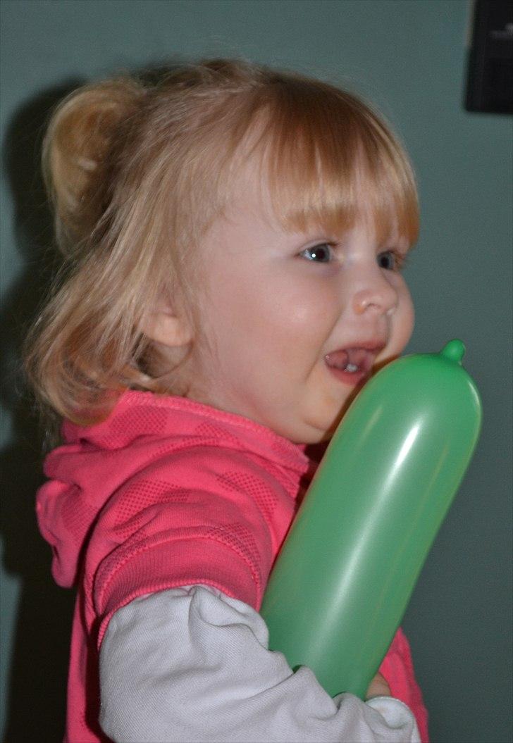 Emma -Min fætters datter:) *NC-foto* billede 33