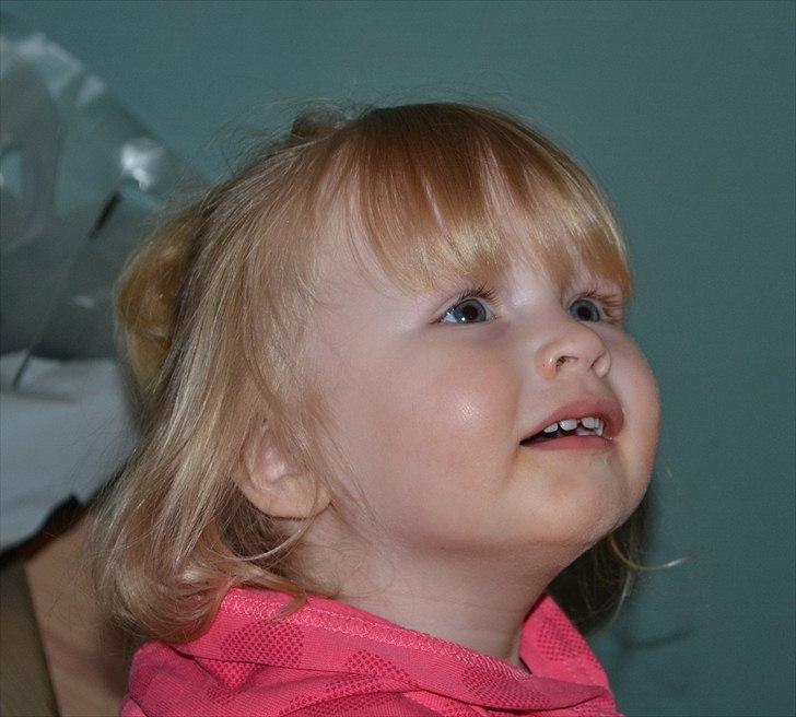 Emma -Min fætters datter:) *NC-foto* billede 34