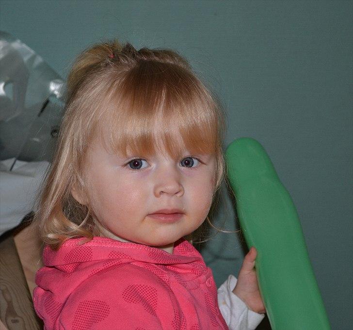 Emma -Min fætters datter:) *NC-foto* billede 35