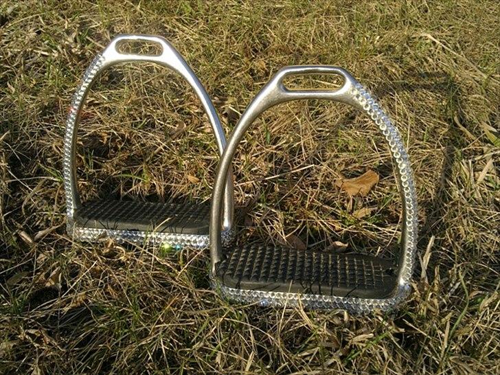 Kreativitet - Stübben stigbøjler med SS16 og SS20 Crystal.  billede 32