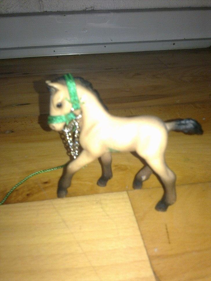 Mine schleich - Anden særlig race navn:havannah tropic  alder:2 køn: hoppe billede 7