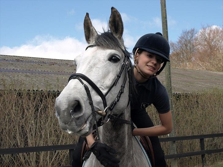 Kathrine og Grå  billede 1