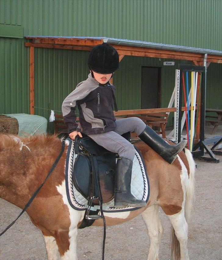 Viktoria og William rider Siroco billede 6