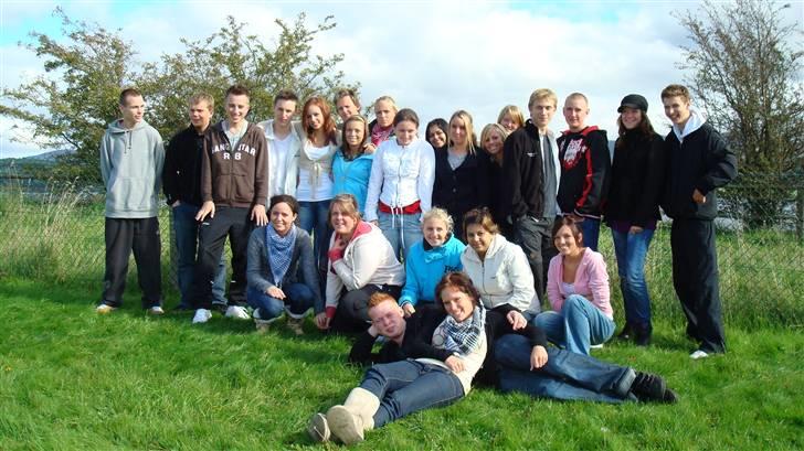 Med klassen i Dublin :) - Hele klassen :P billede 12