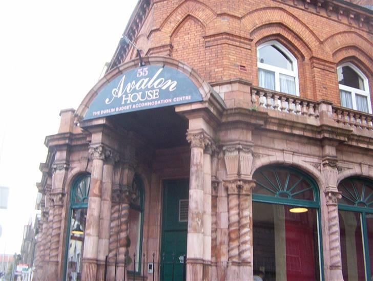 Med klassen i Dublin :) - "hotellet" vi boede i billede 71