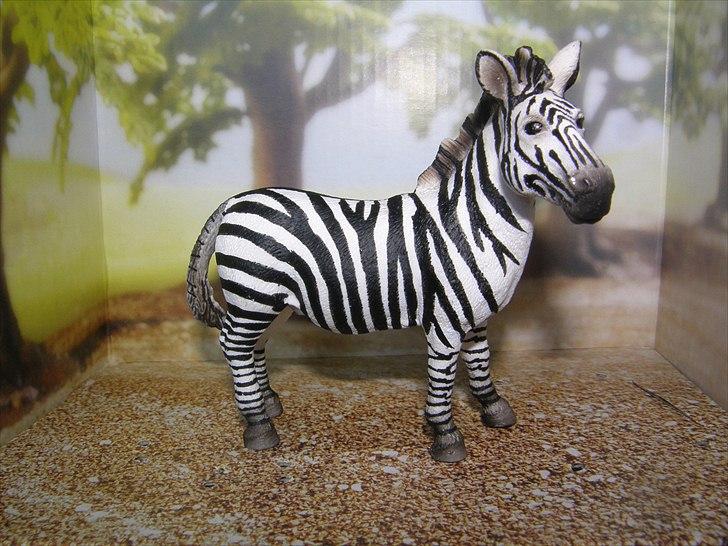 Mine Schleich Dyr - Navn: Rafiki Race: Zebra Køn: Hingst Alder: 15 år billede 74