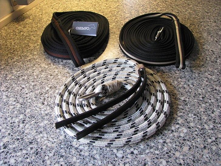 Mit udstyr til hestene. - 2 longe tove og et træningstov. billede 65