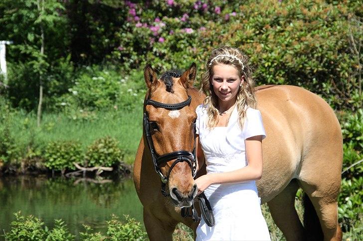 Min konfirmation  - til min konfirmation bayli var så fin<3<3 billede 1