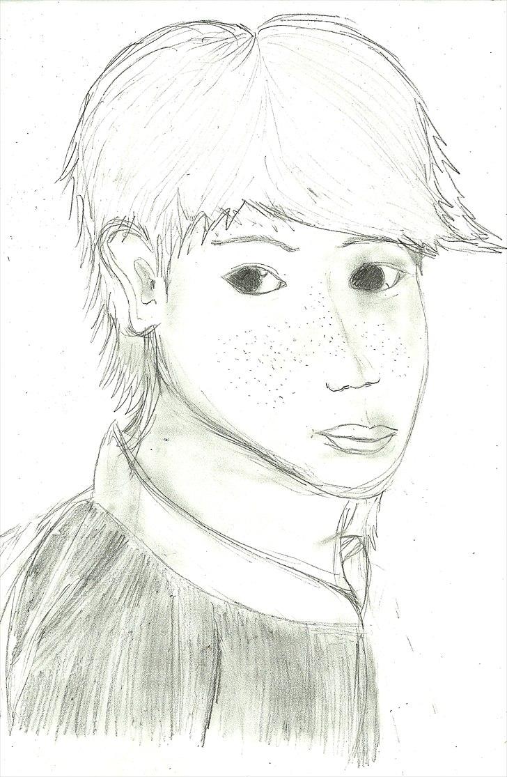 Tegninger :D   - den er 100% Fritegning :) Ingen skabeloner denne gang :O 
Det synes jeg selv er meget godt gået xD 
Begyndte at tegne den fredag d. 17. men blev færdig mandag den 20. juni 2011 :) billede 332