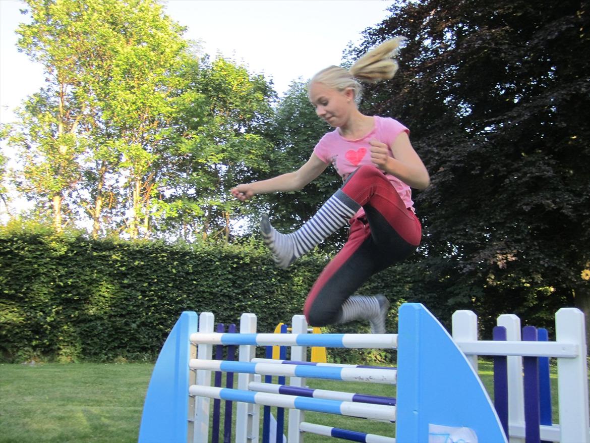 Ridelejr 2011 - Tina Lund - og det gør Maria også billede 103