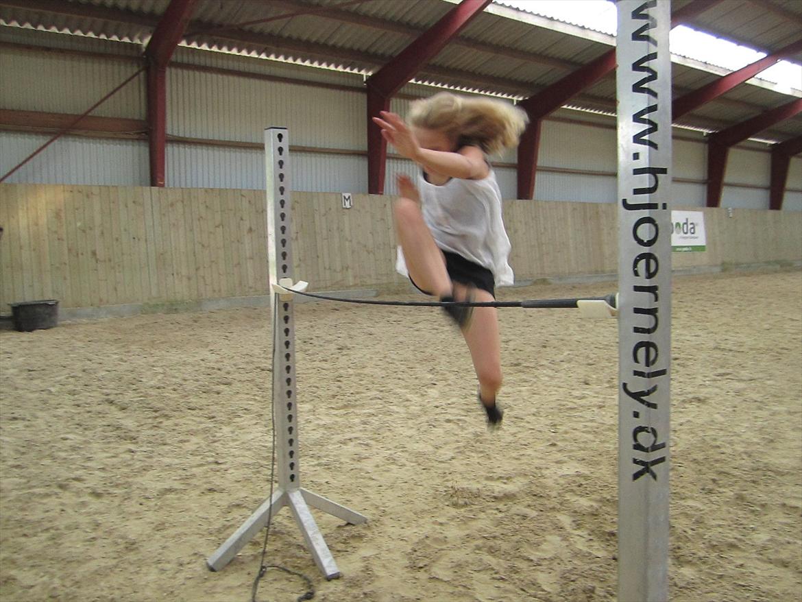 Ridelejr 2011 - Tina Lund - Nanna springer billede 158