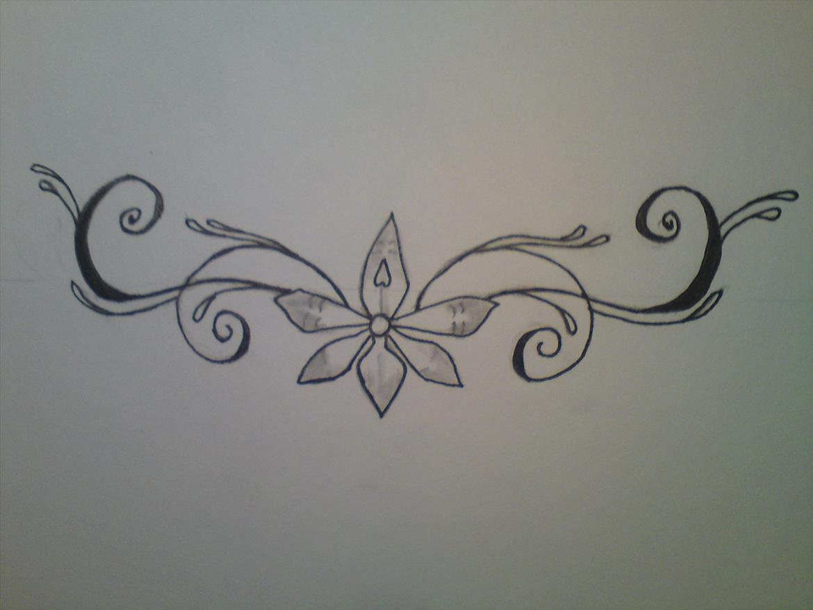 Tegninger - blomster tribal 2011 billede 9