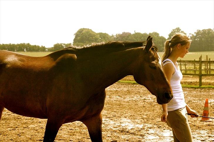 Ridelejr oppe hos Mia lykke nielsen :D billede 22