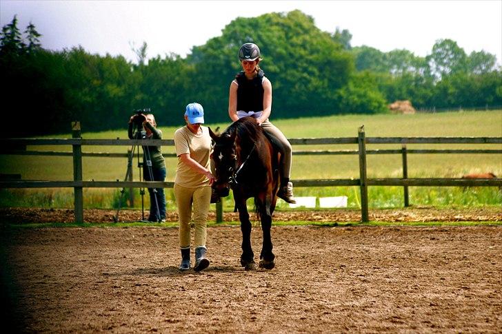 Ridelejr oppe hos Mia lykke nielsen :D billede 38