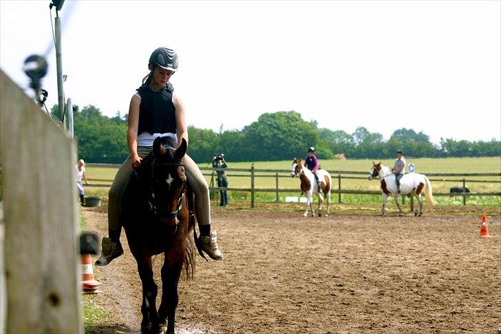 Ridelejr oppe hos Mia lykke nielsen :D billede 41