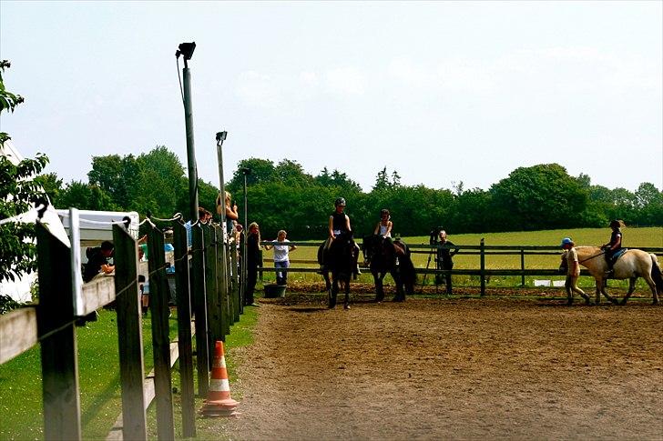 Ridelejr oppe hos Mia lykke nielsen :D billede 58