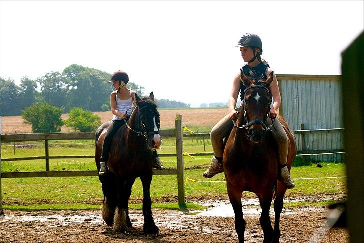 Ridelejr oppe hos Mia lykke nielsen :D billede 66