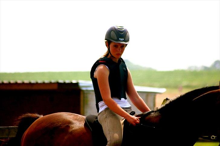 Ridelejr oppe hos Mia lykke nielsen :D billede 88