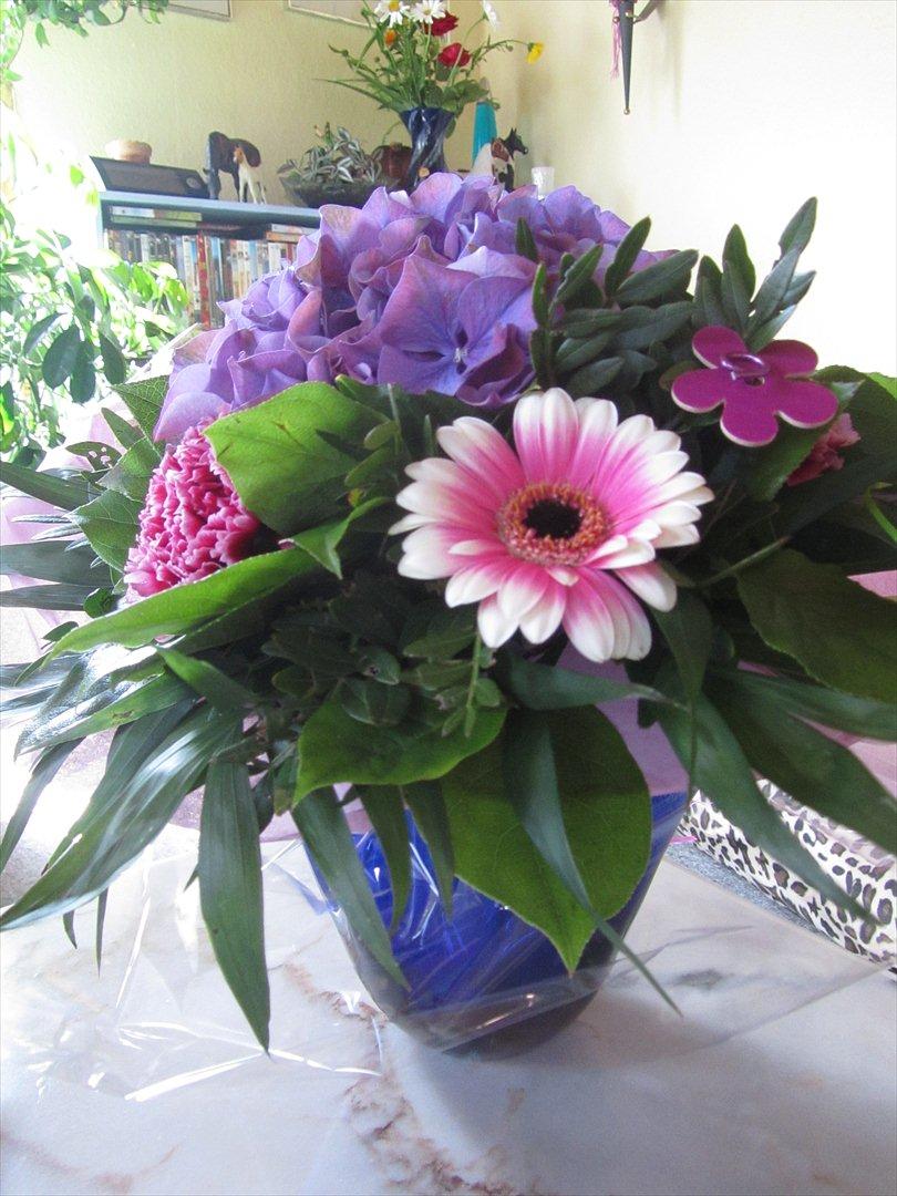 Fødselsdagsblomster jeg fik af min skat Erik. 11 juli 2011 billede 2