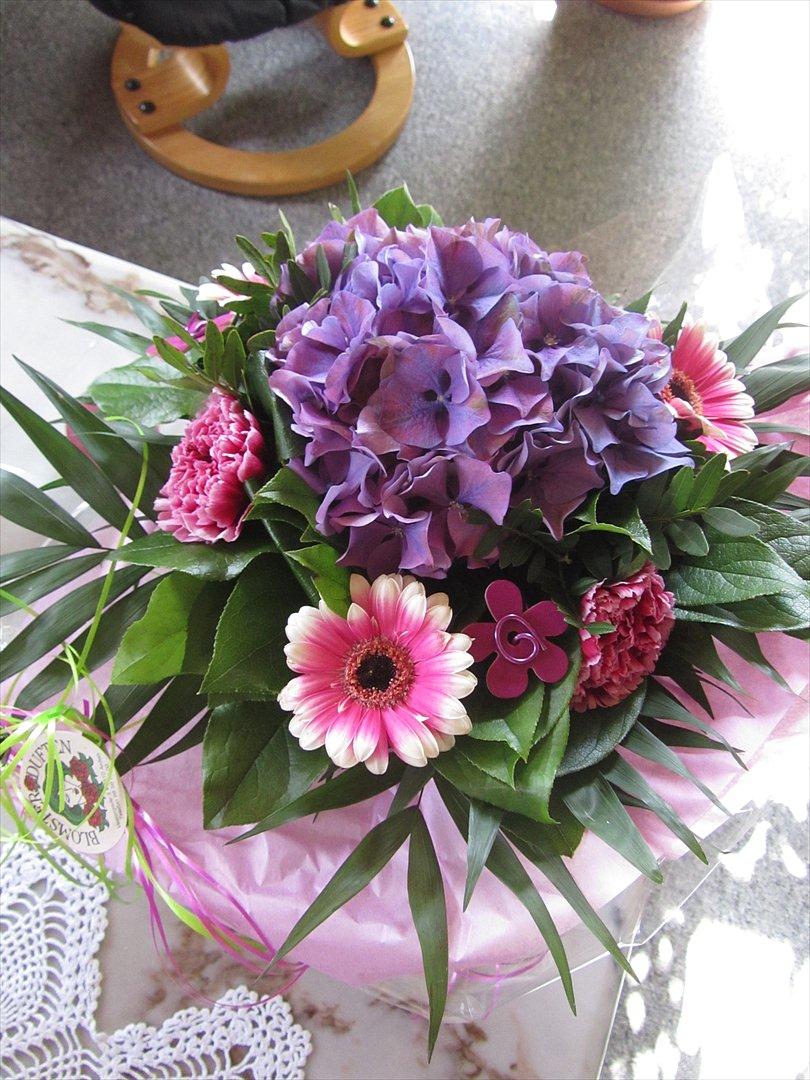 Fødselsdagsblomster jeg fik af min skat Erik. 11 juli 2011 billede 4