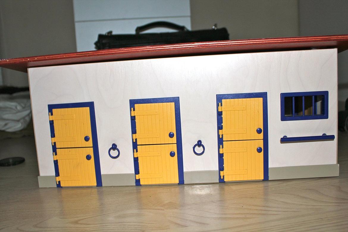 Schleich - Hestestald billede 14