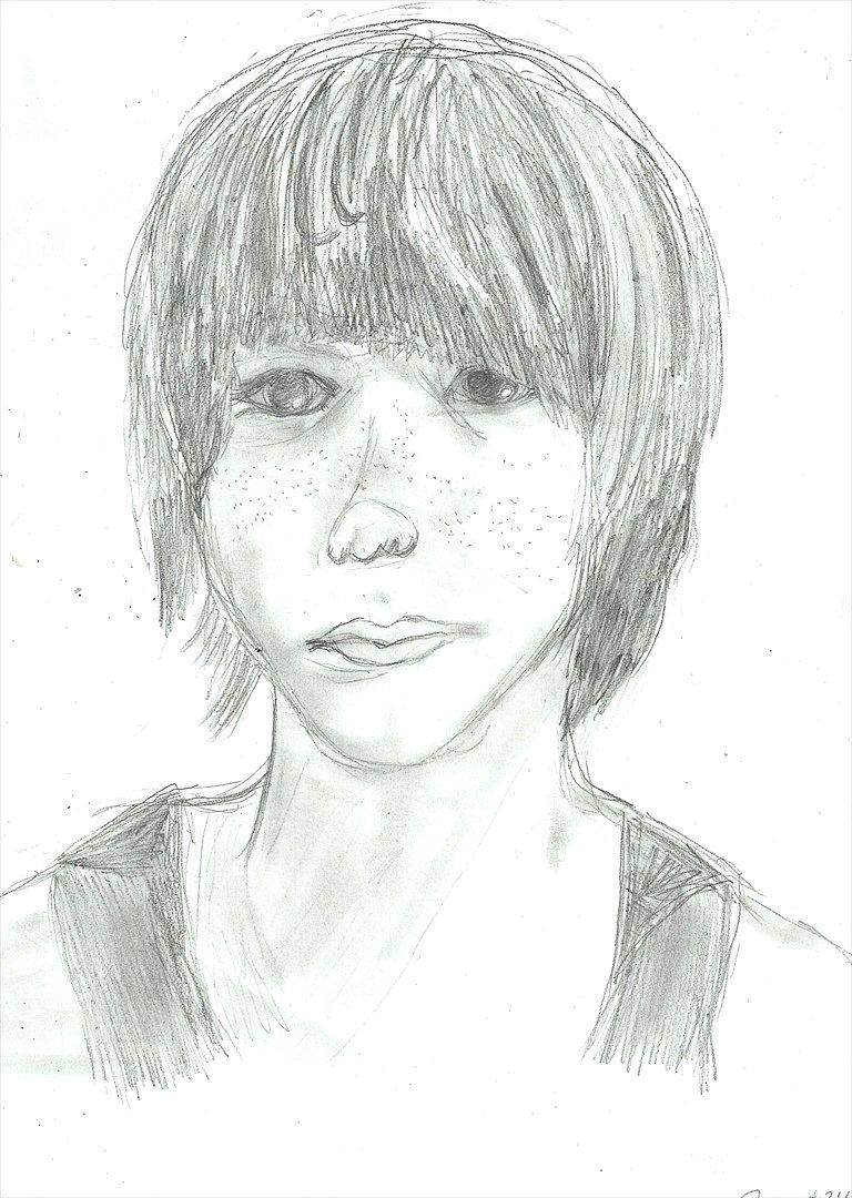 Tegninger :D   - Tegning jeg liiiige tegnede for at komme lidt væk fra "beskedstrømmen" :P Den er ikke den pæneste jeg har tegnet men den er heller ikke på den måde grim xD 
Tegnet torsdag d. 21. juli 2011 (det originale billede kommer senere :)) billede 266