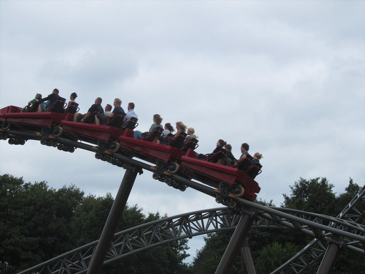 Turen i Djurs sommerland med familien :D 6 august 2011 billede 2