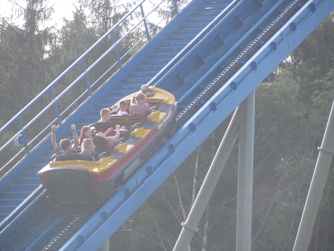 Turen i Djurs sommerland med familien :D 6 august 2011 billede 7