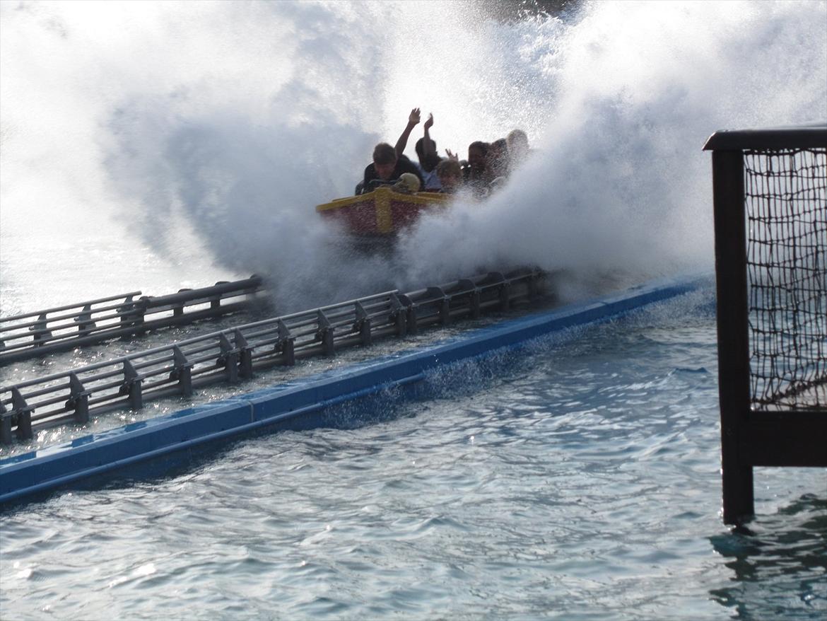 Turen i Djurs sommerland med familien :D 6 august 2011 billede 12