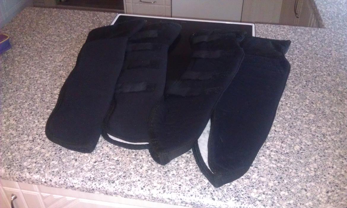 Mit udstyr til hestene. - Bucas transport gamacher. billede 55