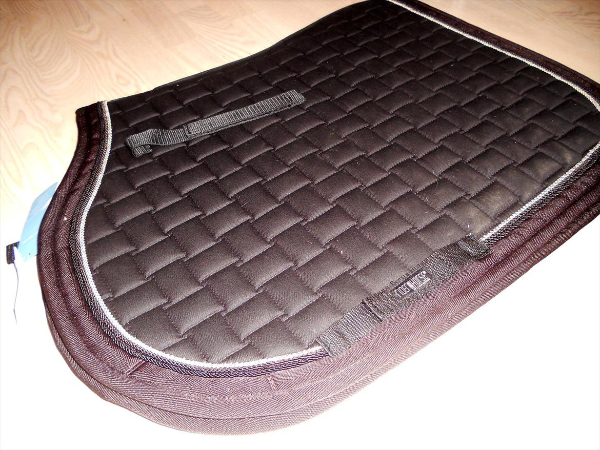 Min nye GPA hjelm og rider by horse underlag :D - Rider by hors. billede 6