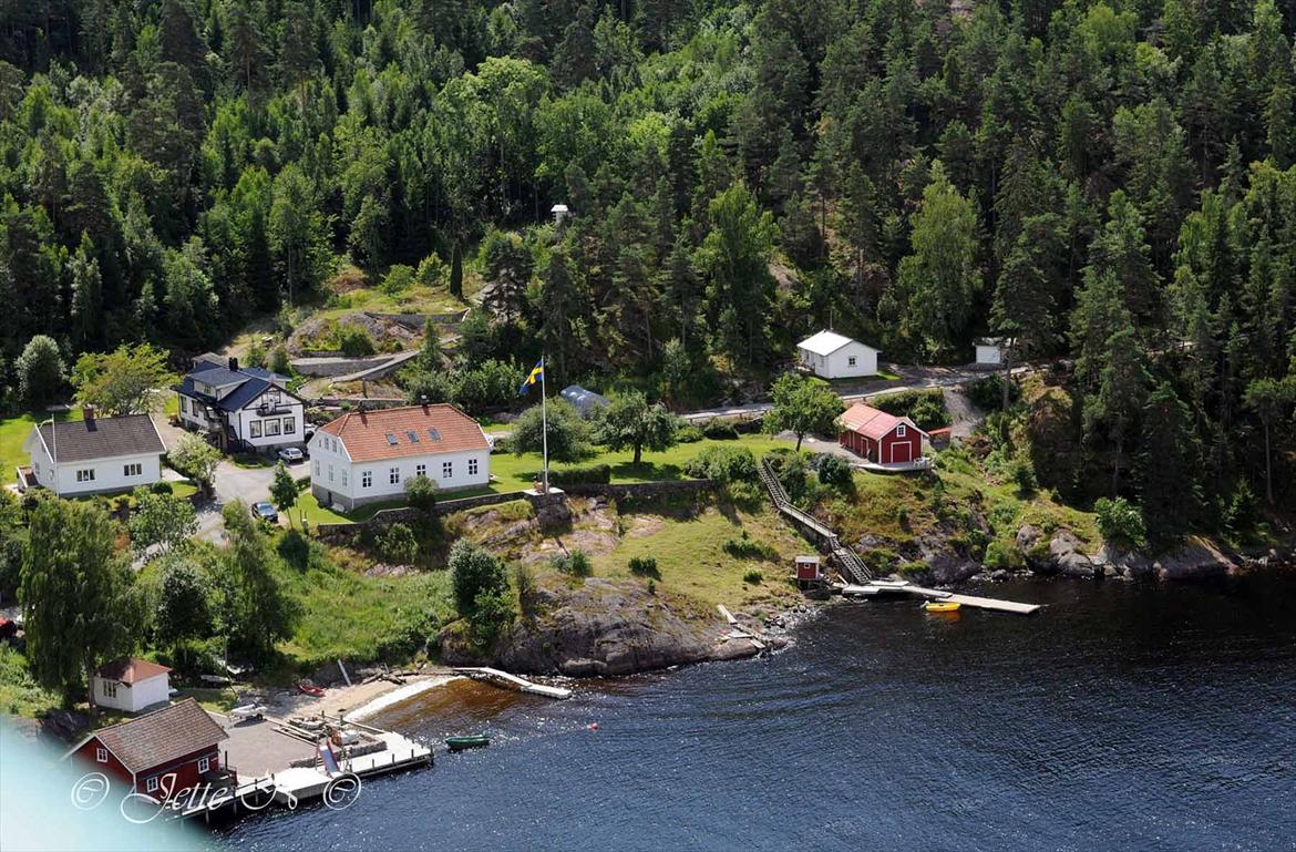 Billeder fra Norge 2011 - Udsigt til den svenske side af svinesund fra Den gamle Svinesundbro (Nikon D300s med 17-55 mm f/2,8 objektiv) billede 7