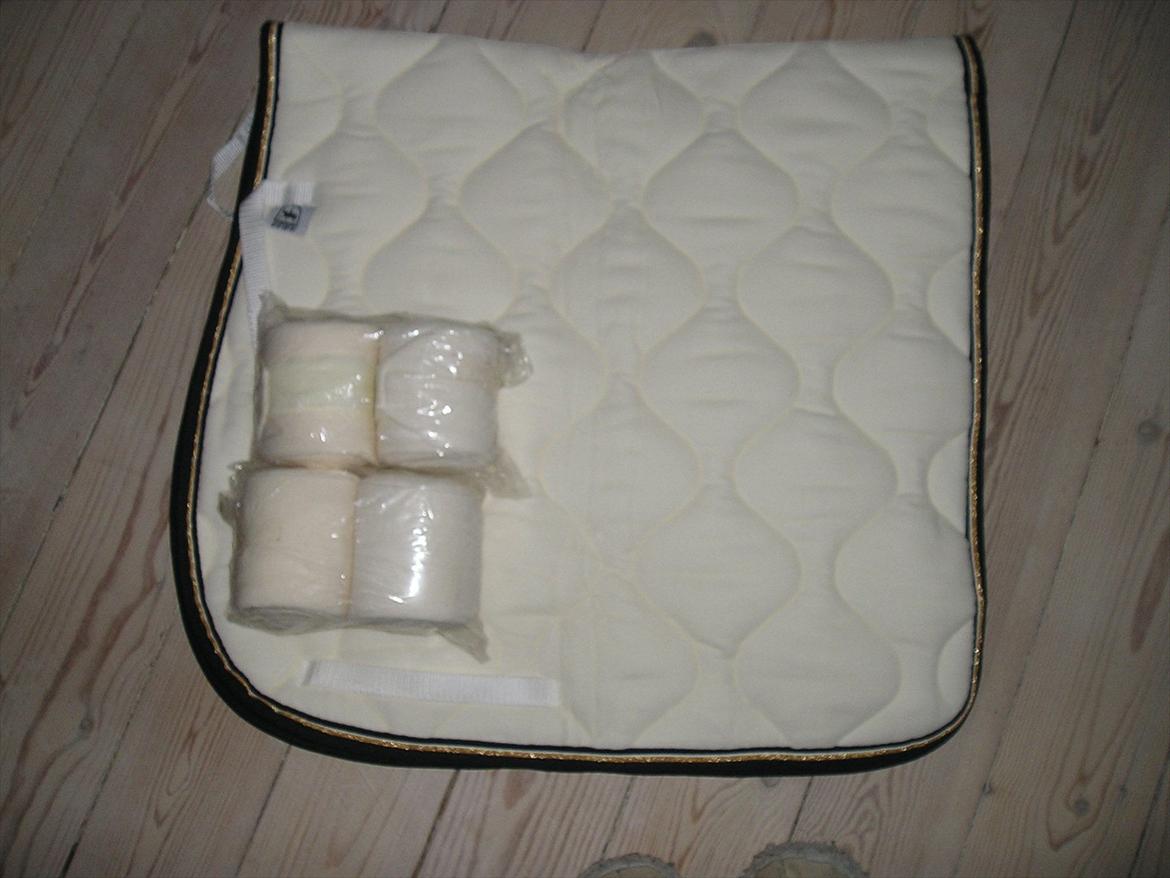 Samba´s udstyr - Pffi velour + bandager billede 1