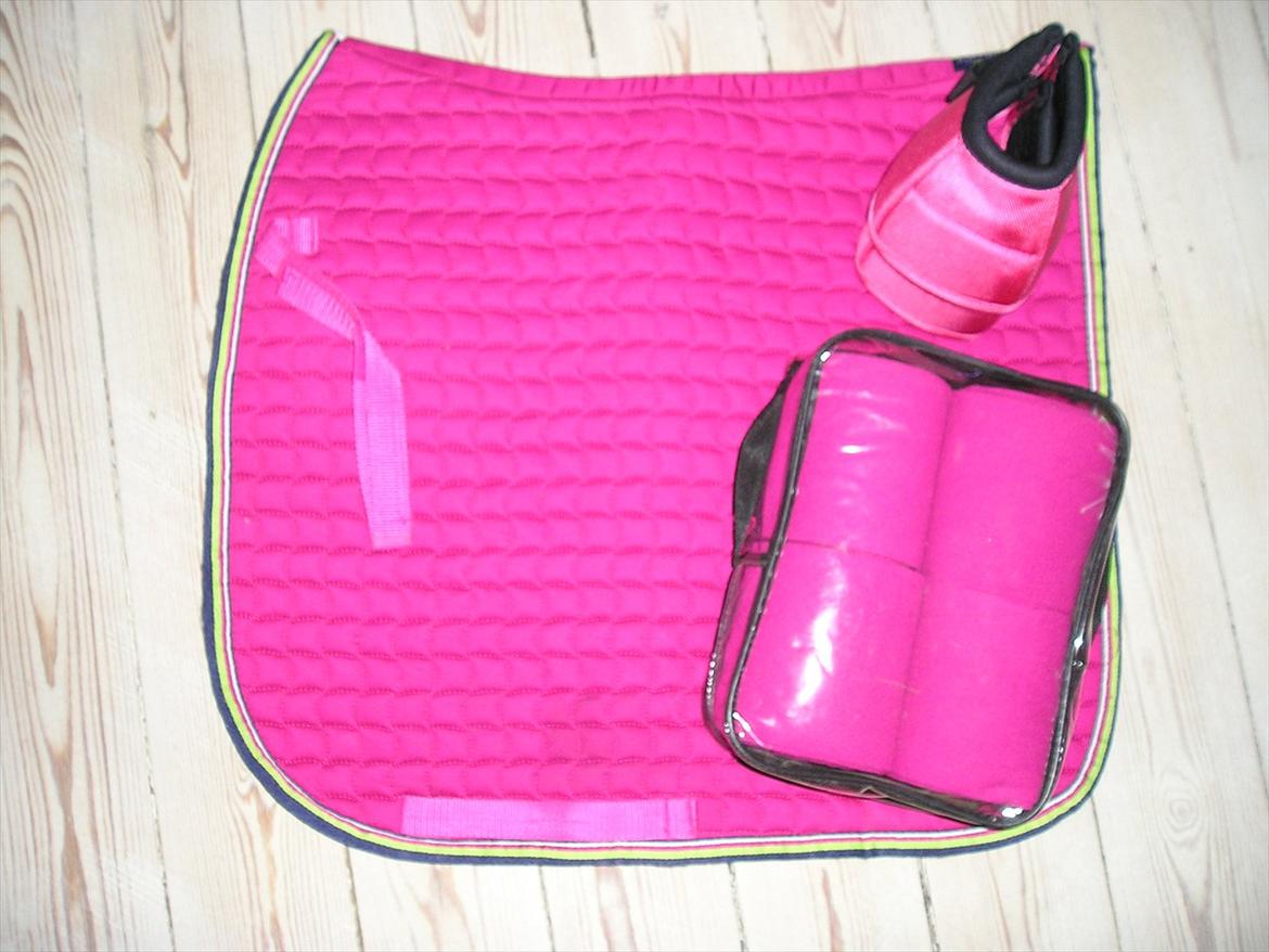 Samba´s udstyr - Eskadron bomuld + klokker + bandager billede 3