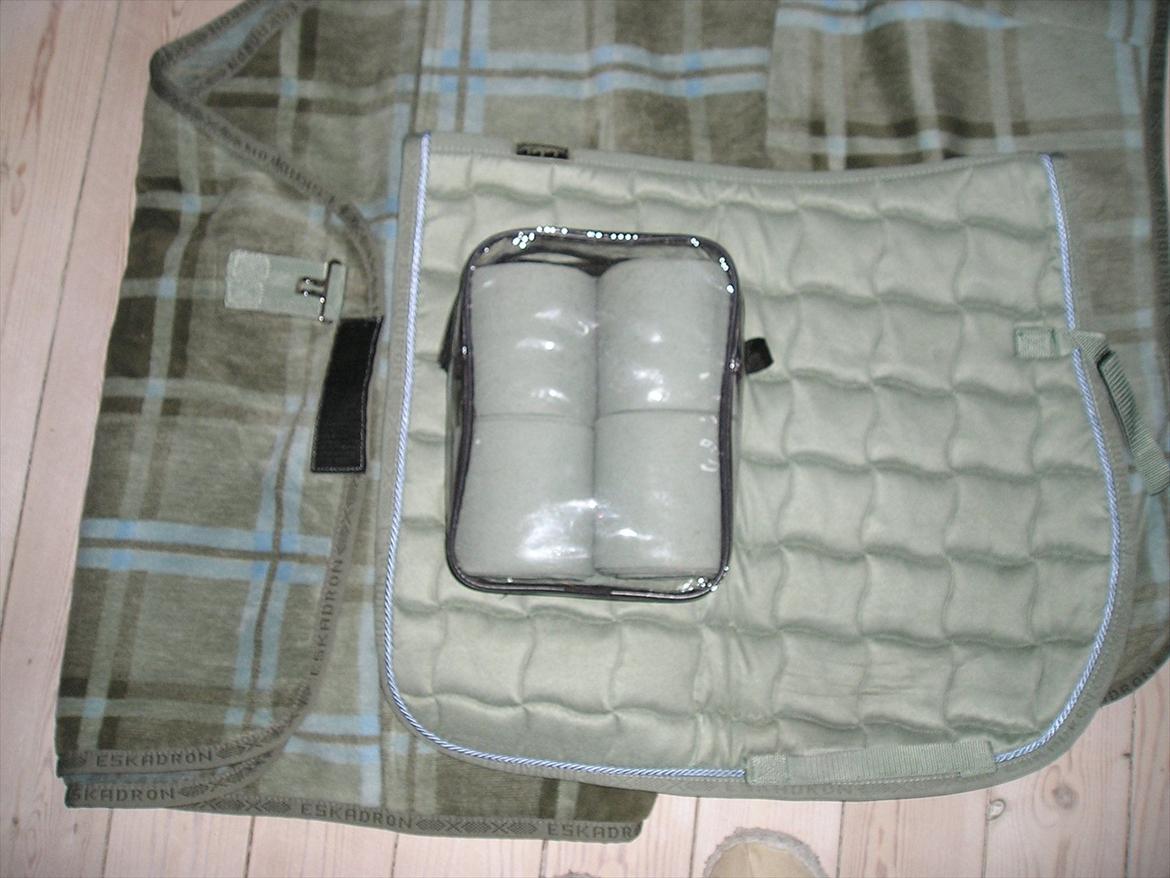 Samba´s udstyr - eskadron velour + bandager + eskadron dralon billede 7