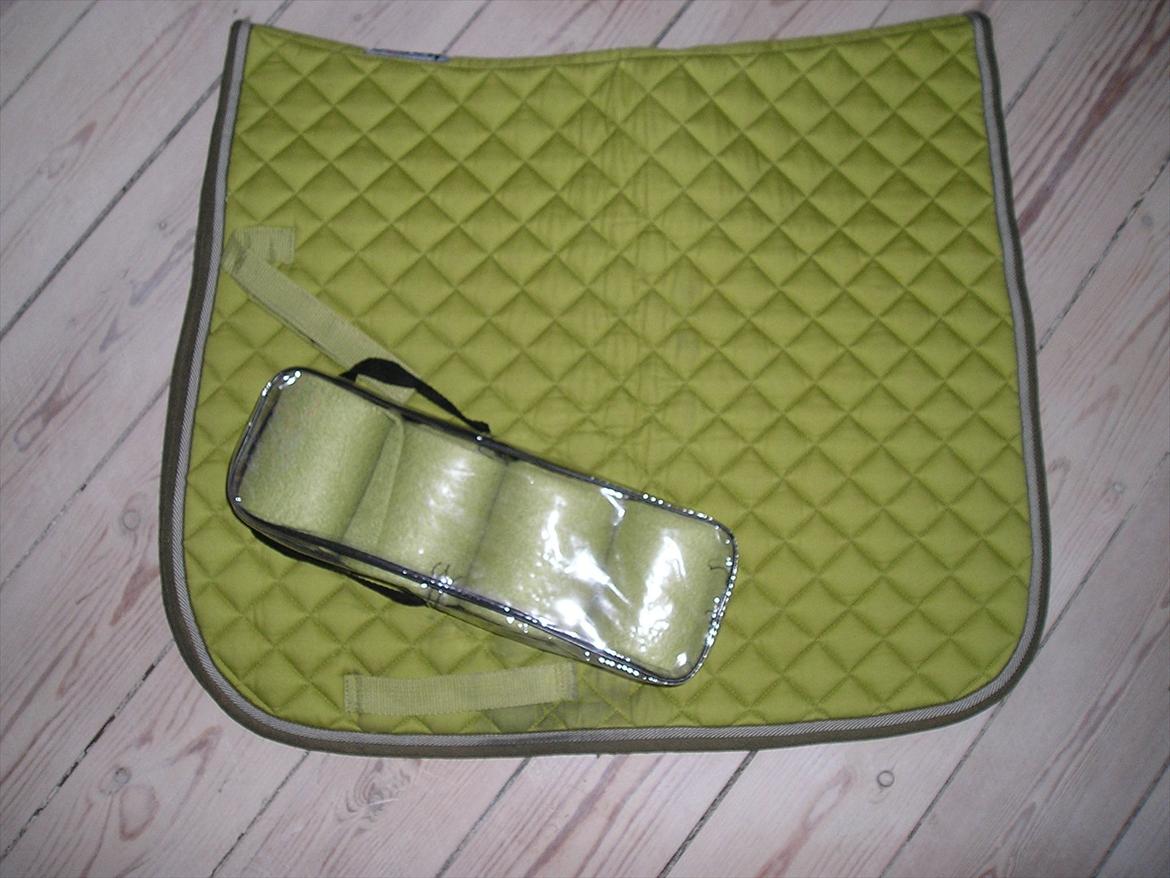 Samba´s udstyr - Horze underlag + bandager billede 14