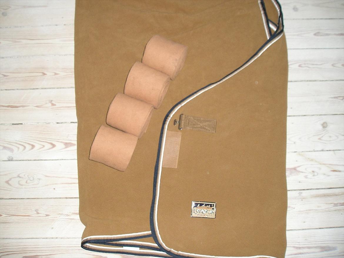 Samba´s udstyr - Eskadron flece + bandager billede 16