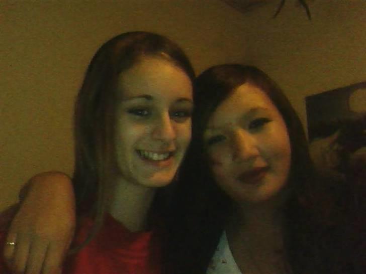 Billeder af mine venner/veninder/nogen jeg holder meget af+mig med nogen:p - Mig og min elskede Karina skat:-* min dejlige Madam Riinah:-* billede 38