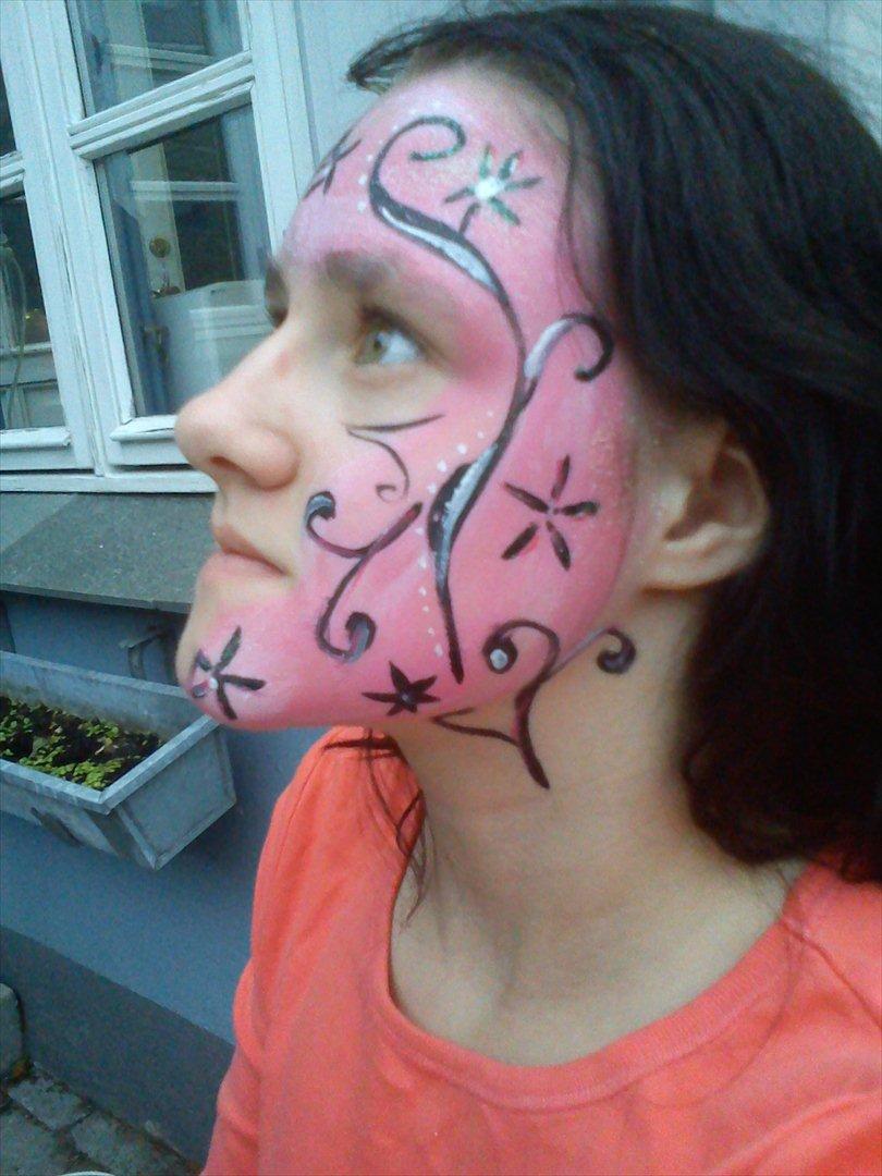 Min malign i hovedt efter fest billede 5