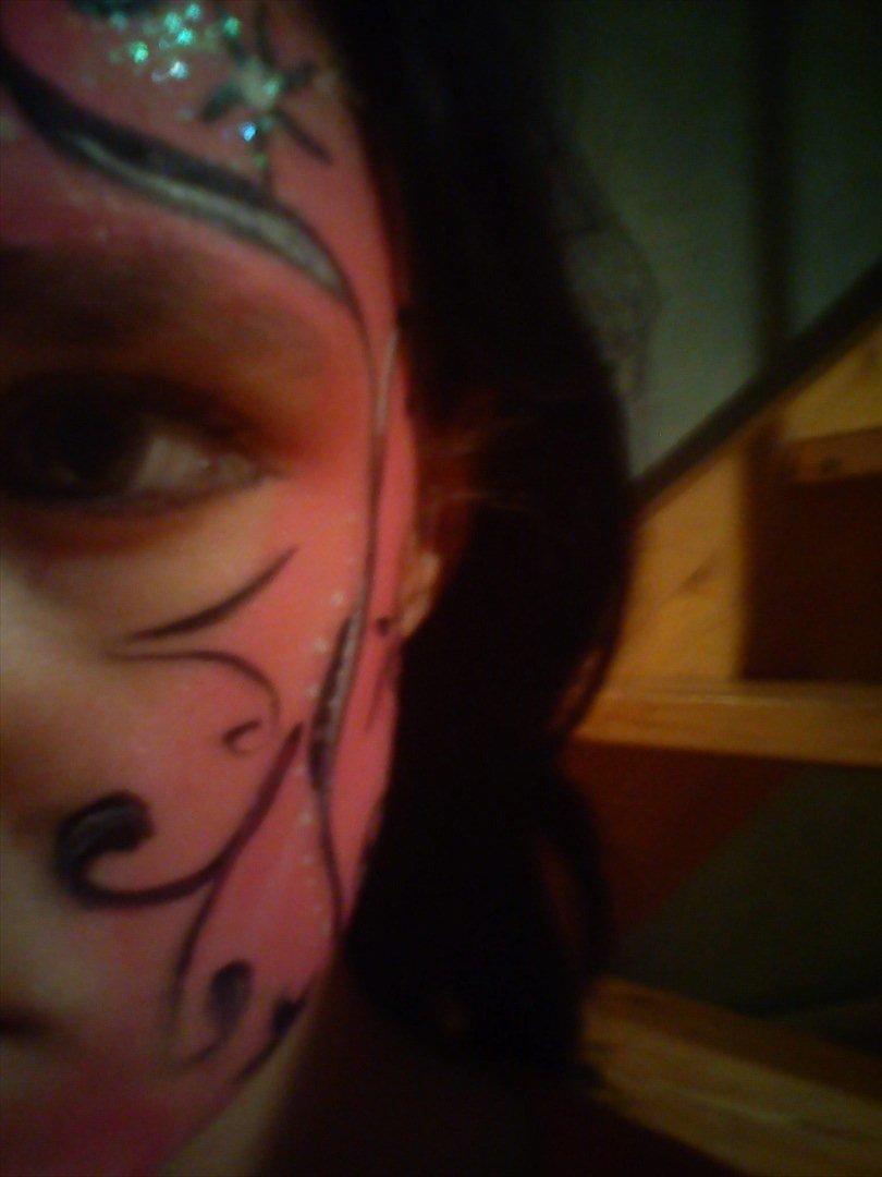 Min malign i hovedt efter fest billede 16