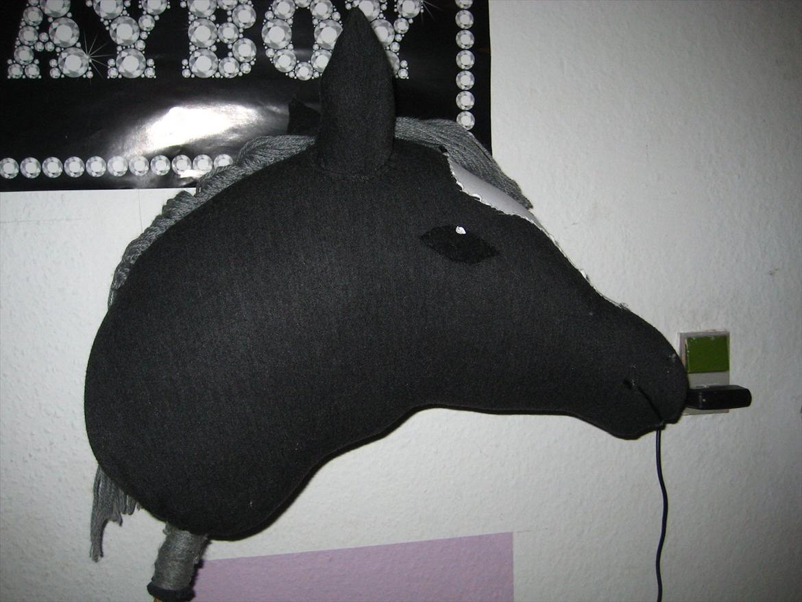 Hjemmelavet kæpheste - unico billede 5