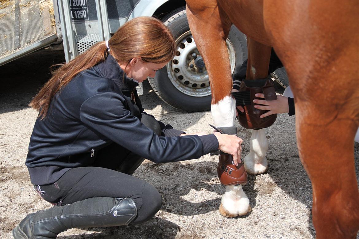 Indrino og jeg i Kongsvad Rideklub Thorsager :) billede 24